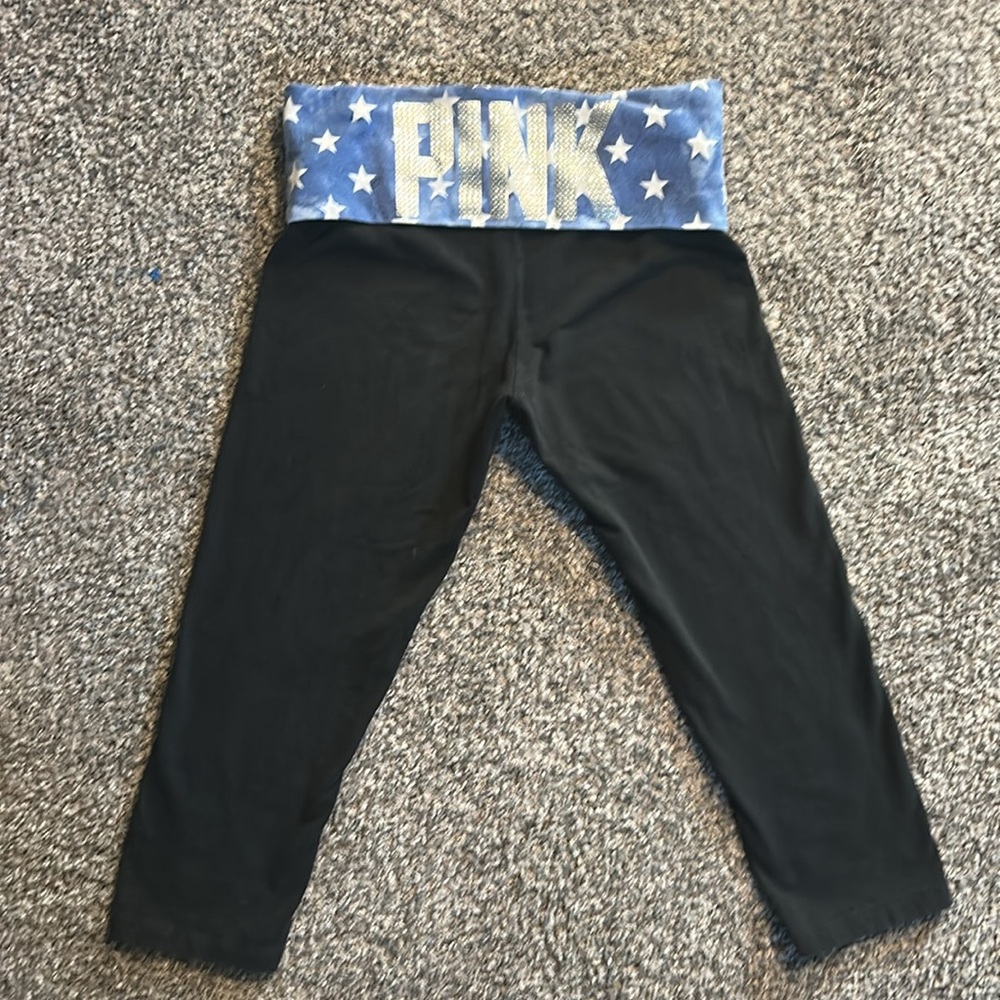 Pink fold over cropped leggings with stars